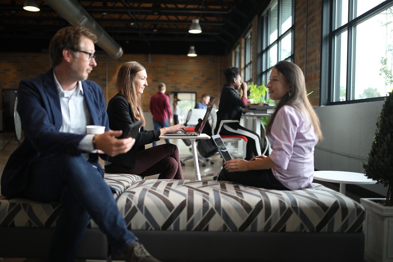 7 Powerful Tips for Mastering Non-Verbal Communication