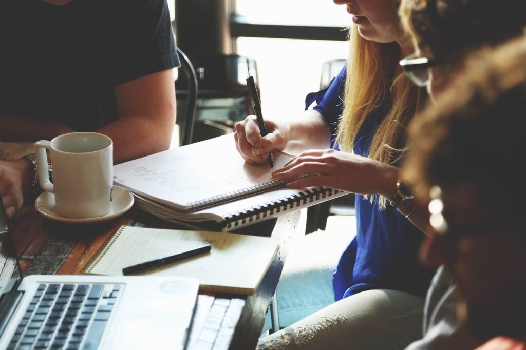 7 Ways to Build a Positive Workplace Culture